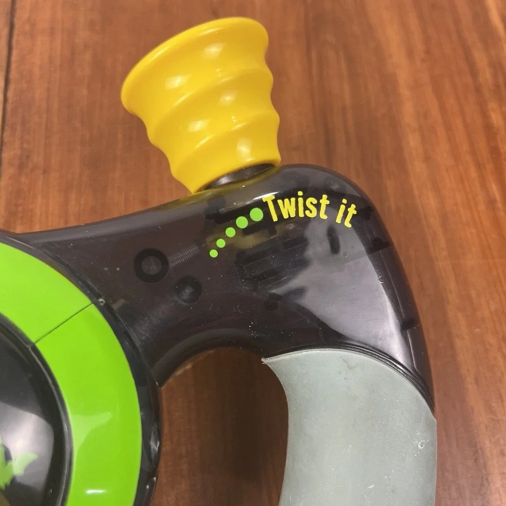 Hasbro bop it